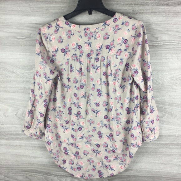 Hinge Floral V Neck Long Sleeve - Picture 4 of 5